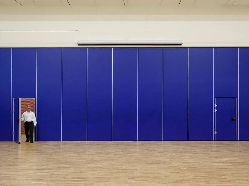 tuxford-school-3-premierwall