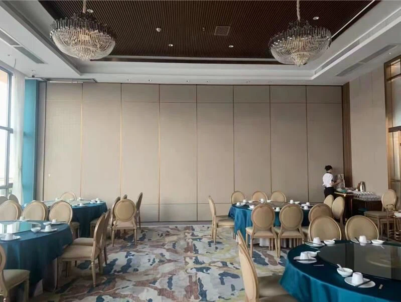 Banquet hall movable partition wall with customized fabric finish and acoustic soundproofing for hotel dining area Banquet hall movable partition wall with customized fabric finish and acoustic soundproofing for hotel dining area