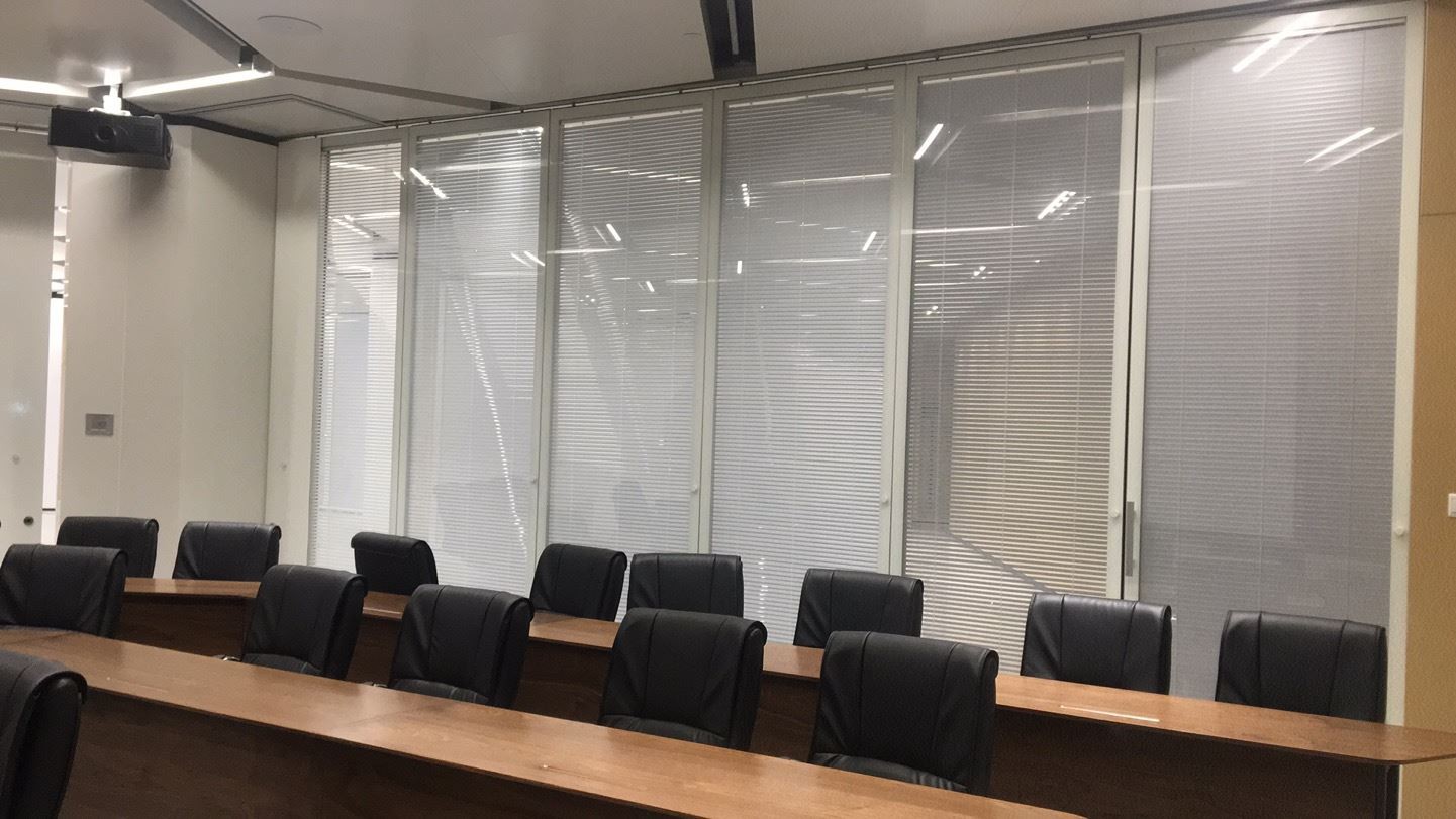 meeting room glass partition