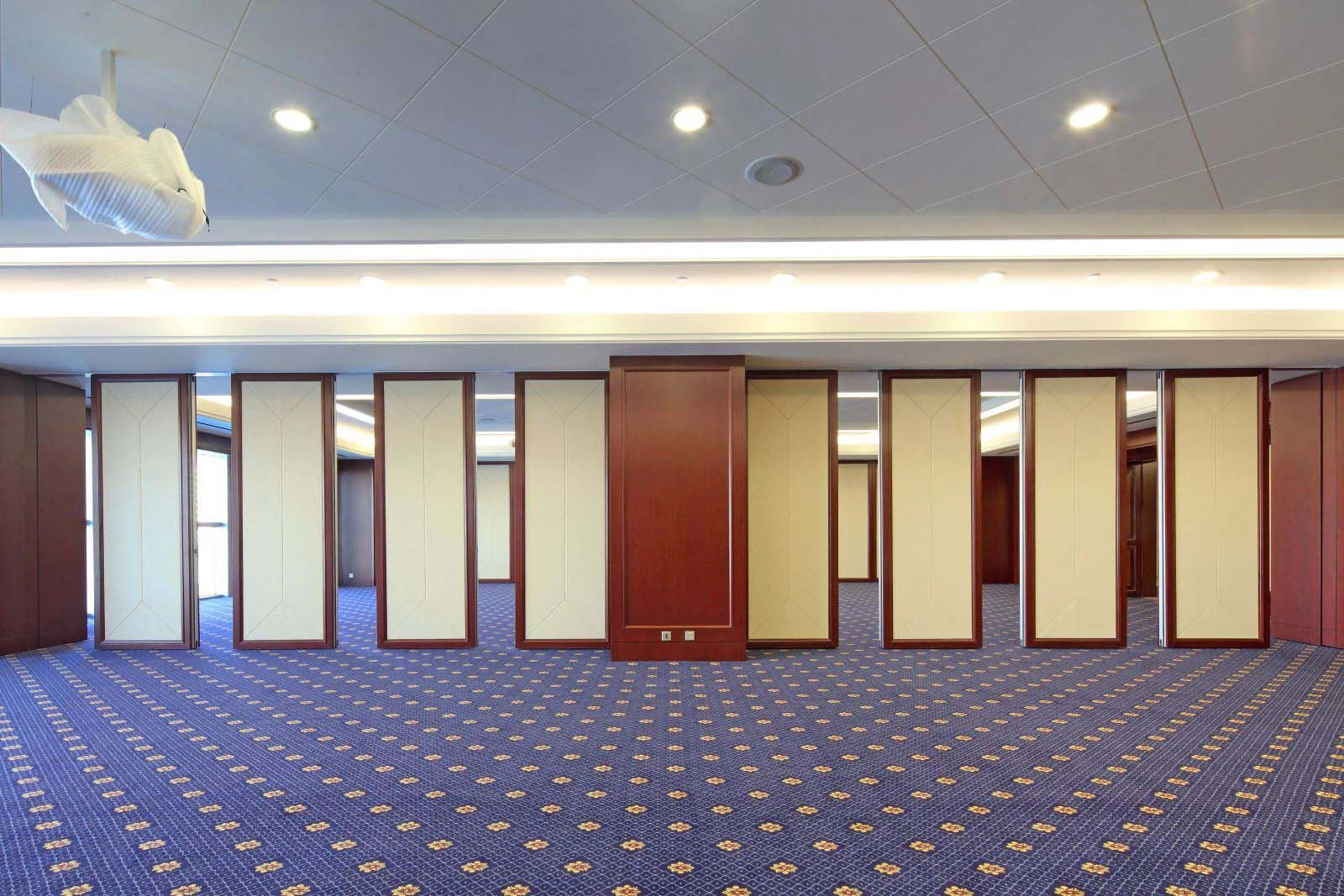 star hotel partition wall