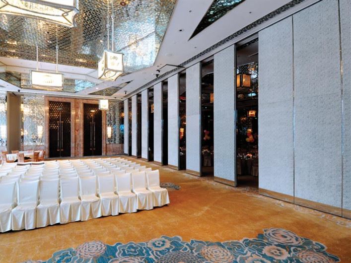 60db Soundproof Superhigh Convention Hall Operable Partition