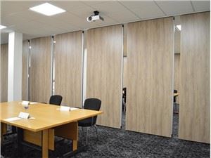 3 Meter High Folding Door Partitin