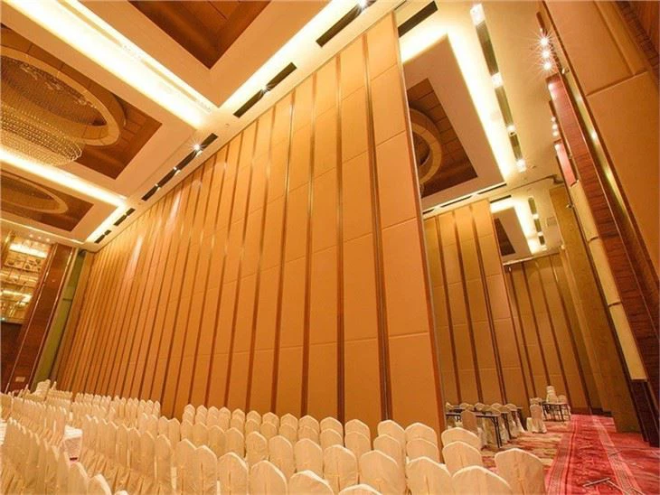 Banquet Hall Folding Door Partition