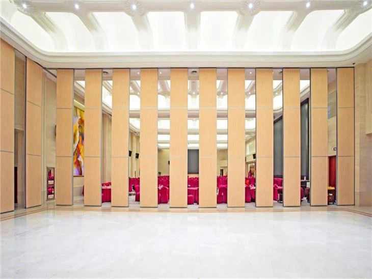 Vietnam Banquet Hall Folding Door Partition
