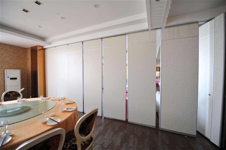 Semi Automatic Movable Partition Wall